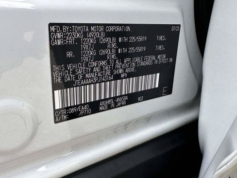 Used 2023 Toyota Venza Limited AWD/4WD image 38