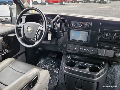 Used 2024 Chevrolet Express 2500 w/ Driver Convenience Package RWD image 6