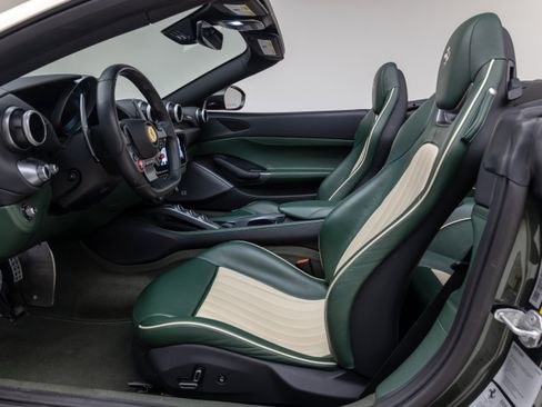 Certified 2019 Ferrari Portofino RWD image 75