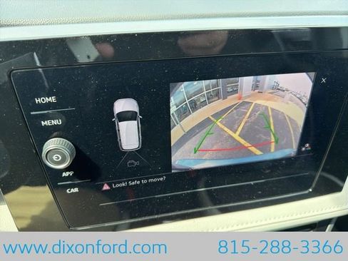 New 2026 Volkswagen Taos S image 10