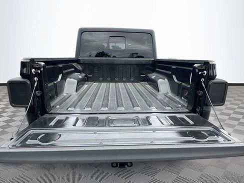 Used 2022 Jeep Gladiator Sport AWD/4WD image 30