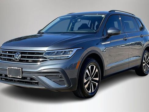 Used 2024 Volkswagen Tiguan S FWD image 2