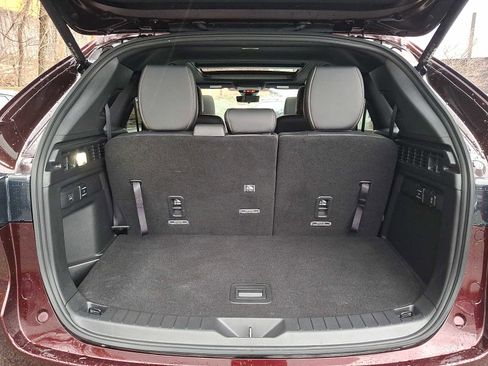 Certified 2025 MAZDA CX-90 Plug-In Hybrid w/ Premium Plus image 28