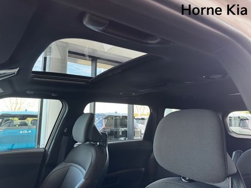 New 2027 Kia Telluride S image 17