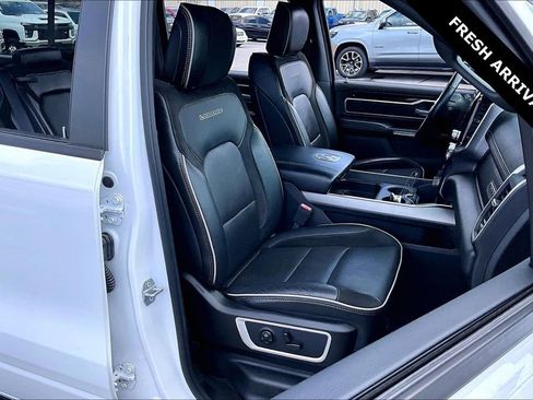 Used 2020 RAM 1500 Laramie w/ Sport Appearance Package AWD/4WD image 29