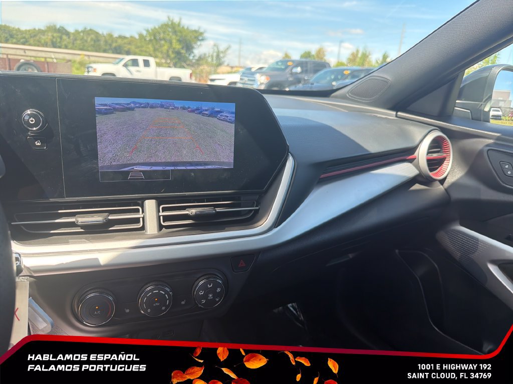 Used 2024 Chevrolet Trax RS FWD image 23
