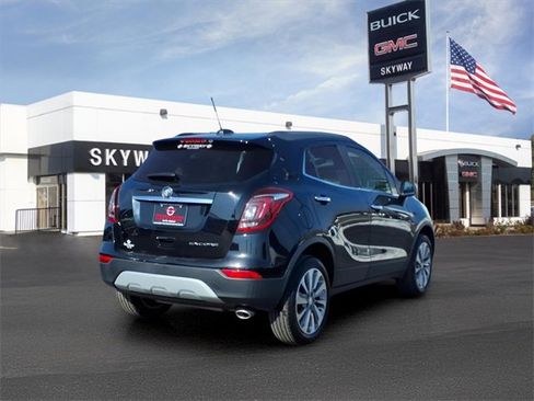 Used 2020 Buick Encore Preferred image 3
