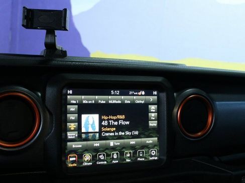 Used 2021 Jeep Gladiator Mojave w/ Uconnect 4C Nav & Sound Group image 17