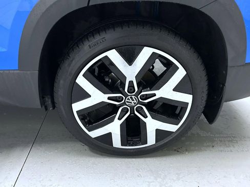 Used 2022 Volkswagen Taos SEL image 21