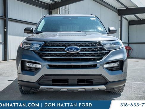 Used 2022 Ford Explorer XLT w/ Equipment Group 202A image 34