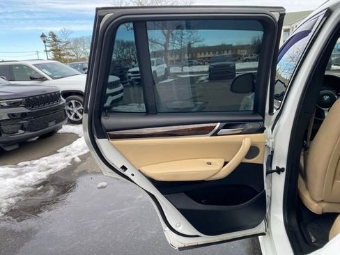 Used 2017 BMW X3 xDrive28i image 23