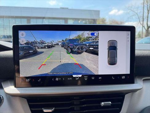 Used 2025 Ford Explorer Active image 29