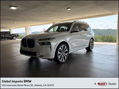 Used 2024 BMW X7 xDrive40i w/ Premium Package AWD/4WD image 1
