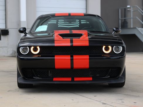 Used 2021 Dodge Challenger R/T RWD image 23
