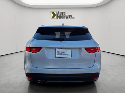 Used 2018 Jaguar F-PACE R-Sport image 4