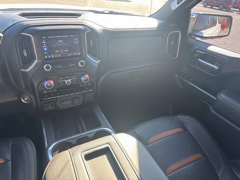 Used 2019 GMC Sierra 1500 AT4 w/ Technology Package image 18