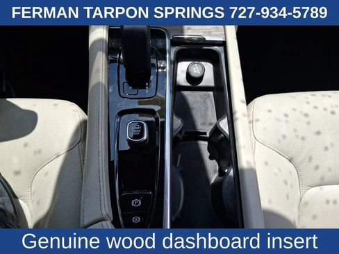 Certified 2023 Volvo XC90 B5 Plus AWD/4WD image 29