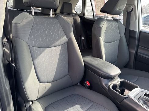 Certified 2025 Toyota RAV4 XLE image 27