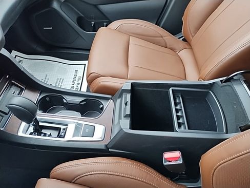 Certified 2025 Subaru Ascent Touring image 33