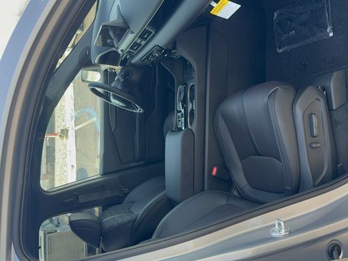 New 2026 Honda Pilot Black Edition image 15