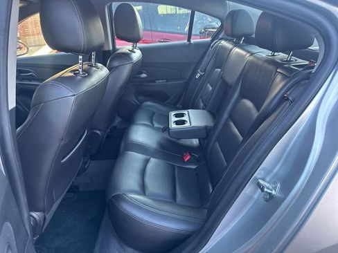 Used 2014 Chevrolet Cruze LT image 22