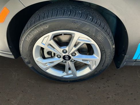 Used 2022 Hyundai Kona SEL AWD/4WD image 10