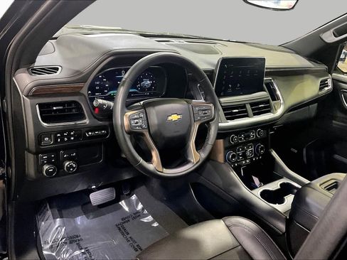 Used 2024 Chevrolet Tahoe High Country AWD/4WD image 31