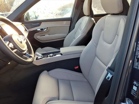 New 2026 Volvo XC90 T8 Ultra image 16