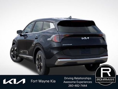 New 2026 Kia Sportage LX FWD image 4