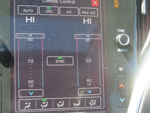 Used 2024 Subaru Outback Touring AWD/4WD image 39