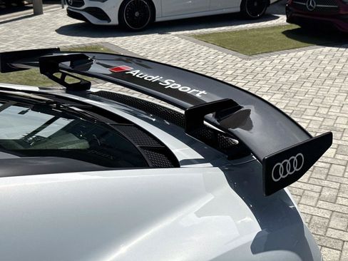 Used 2018 Audi R8 V10 plus AWD/4WD image 11