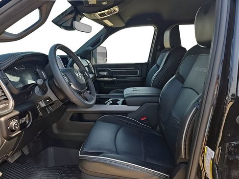 Used 2026 RAM 3500 Laramie AWD/4WD image 9