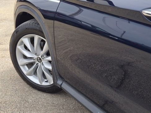 Used 2019 INFINITI QX50 Luxe w/ Cargo Package image 18