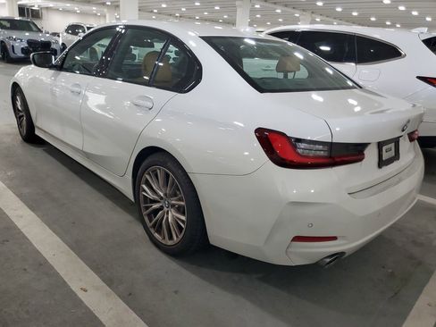 Used 2023 BMW 330i Sedan w/ Driving Assistance Package image 4
