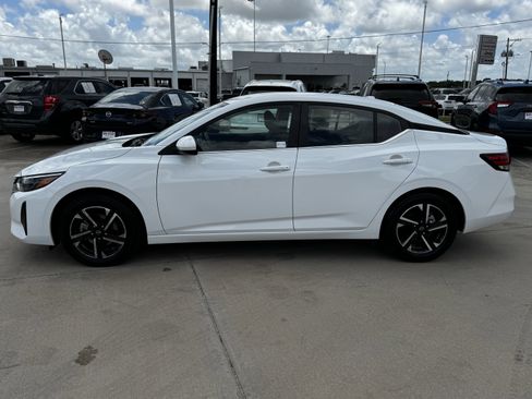 Used 2024 Nissan Sentra SV w/ All-Weather Package FWD image 7
