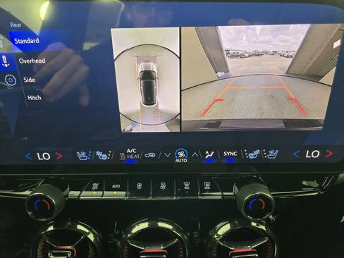 New 2025 Chevrolet Blazer EV RS image 17