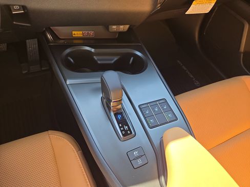 New 2026 Lexus UX 300h FWD w/ Accessory Package (2T) image 22