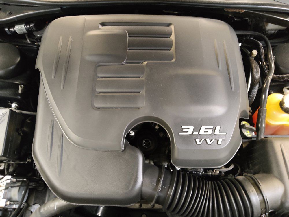 Used 2018 Dodge Challenger SXT Plus RWD image 30