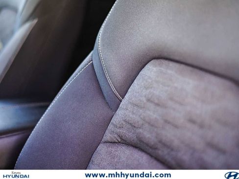 Used 2022 Nissan Pathfinder SV FWD image 22