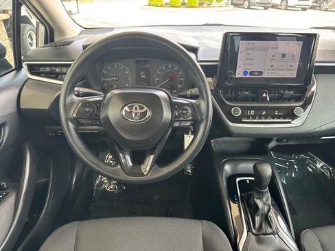 Used 2024 Toyota Corolla LE FWD image 8