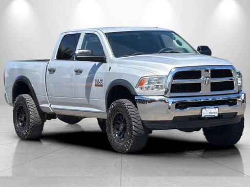 Used 2017 RAM 2500 Tradesman w/ Chrome Appearance Group AWD/4WD image 9