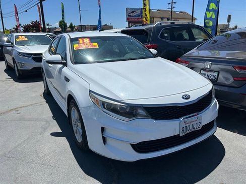 Used 2018 Kia Optima LX FWD image 3