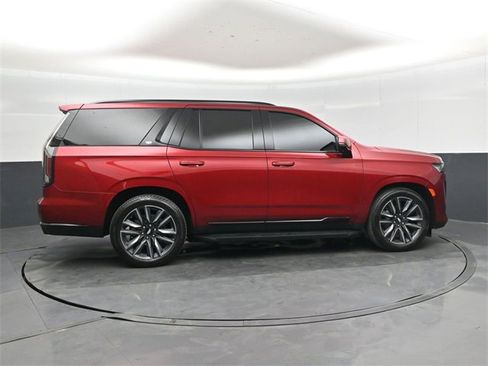 Used 2024 Cadillac Escalade Sport Platinum image 2