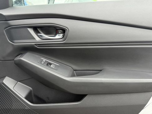 Certified 2023 Honda Accord EX image 28