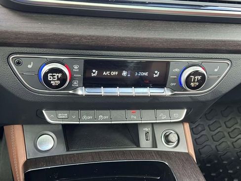 Used 2023 Audi Q5 2.0T Premium Plus w/ Premium Plus Package image 29