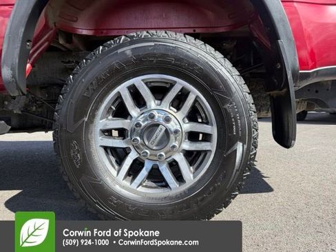 Used 2017 Ford F250 Lariat w/ Lariat Value Package AWD/4WD image 9