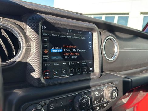 Used 2020 Jeep Wrangler Unlimited Sahara w/ Dual Top Group image 21