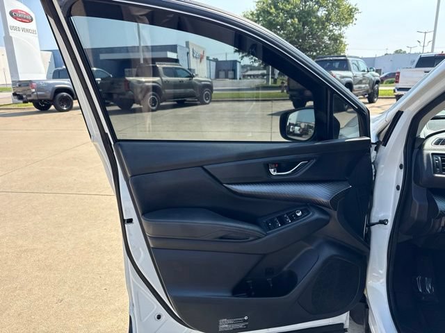 Used 2022 Subaru Ascent Onyx Edition AWD/4WD image 7