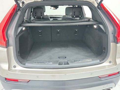 Certified 2023 Cadillac XT4 Premium Luxury w/ Cold Weather Package FWD image 23