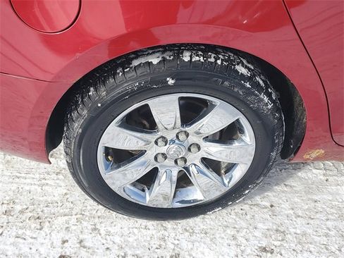 Used 2012 Buick LaCrosse Premium image 5